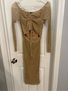 NWT PrettyLittleThing Gold Shimmer Long-Sleeve Ruched Cutout Midi Dress